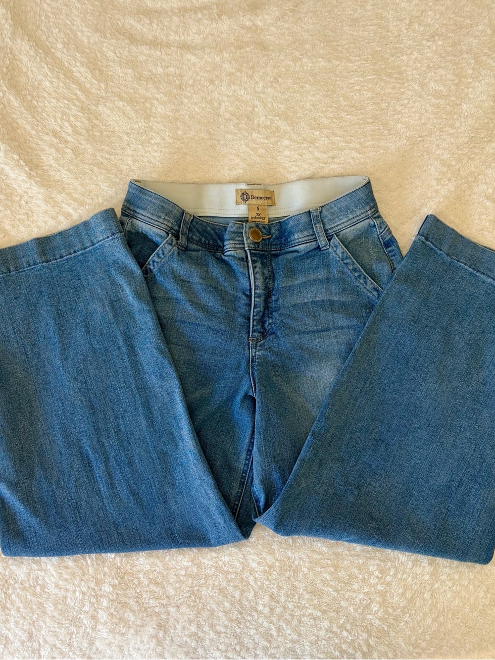 Democracy Women's Medium Blue Straight Leg Jeans